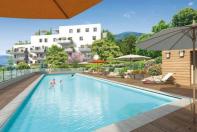 Vue sur la piscine